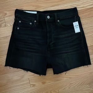 *BNWT* gap black high rise denim shorts